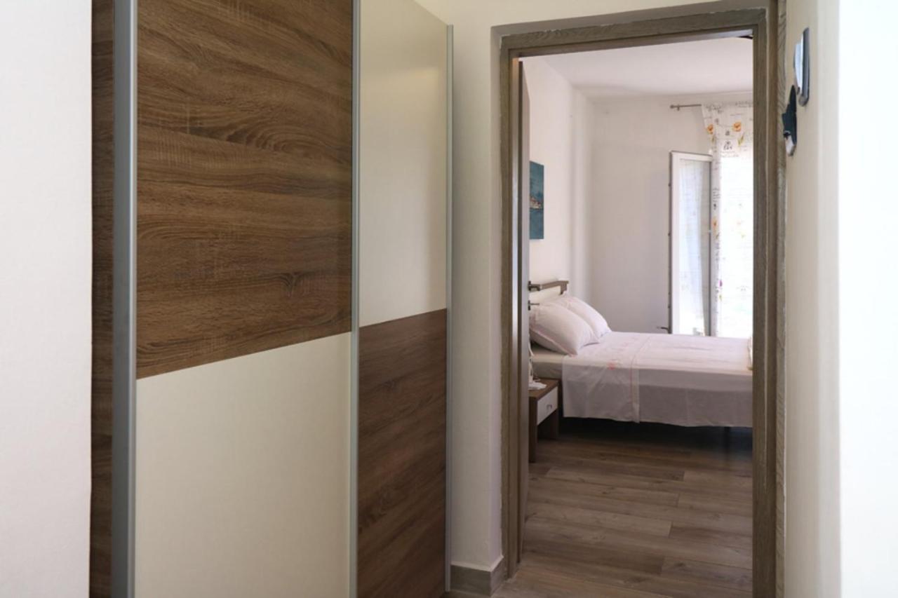 Apartmani Mikin Betina  Luaran gambar
