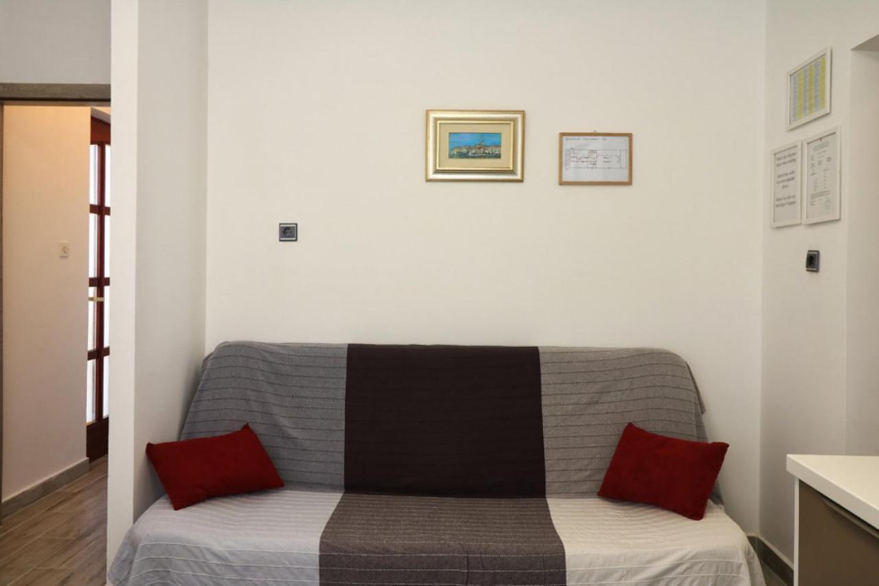 Apartmani Mikin Betina  Luaran gambar