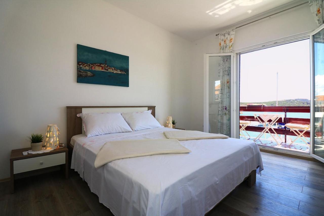 Apartmani Mikin Betina  Luaran gambar