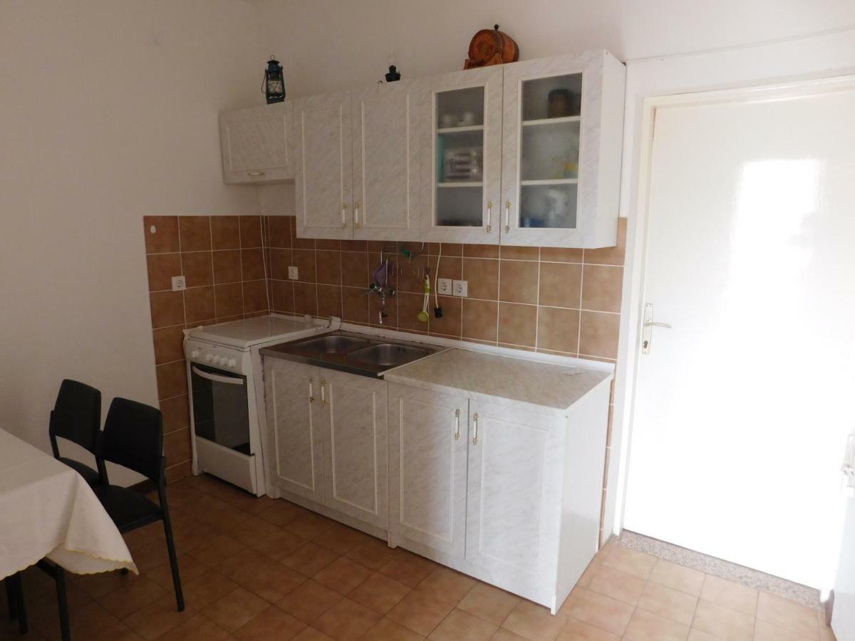 Apartmani Mikin Betina  Luaran gambar